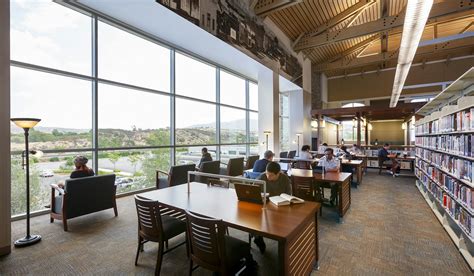 OLD TOWN NEWHALL LIBRARY .